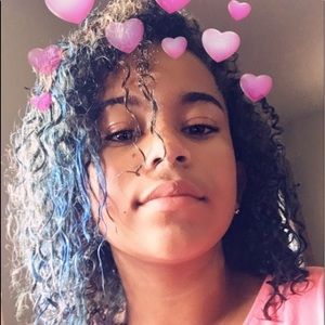 Meet your Posher, Teyra